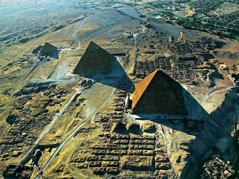 Detectan una burbuja de plasma sobre la Gran Pirámide de Guiza gracias a un superradar chino